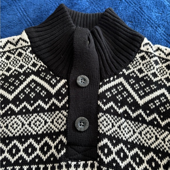 NWT women’s size M 10/12 IZOD black and white sweater - Picture 4 of 8